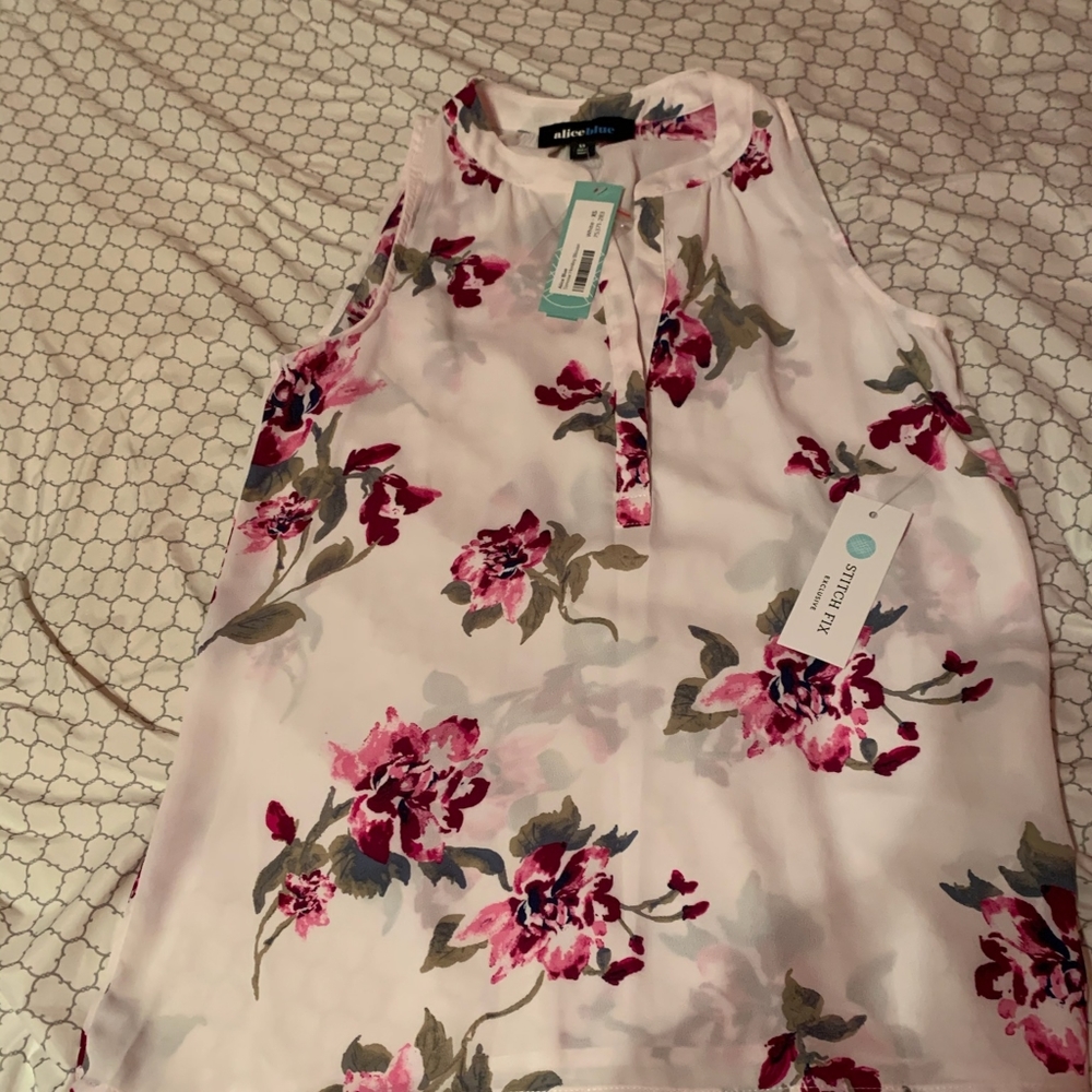 Alice Blue Bloise
